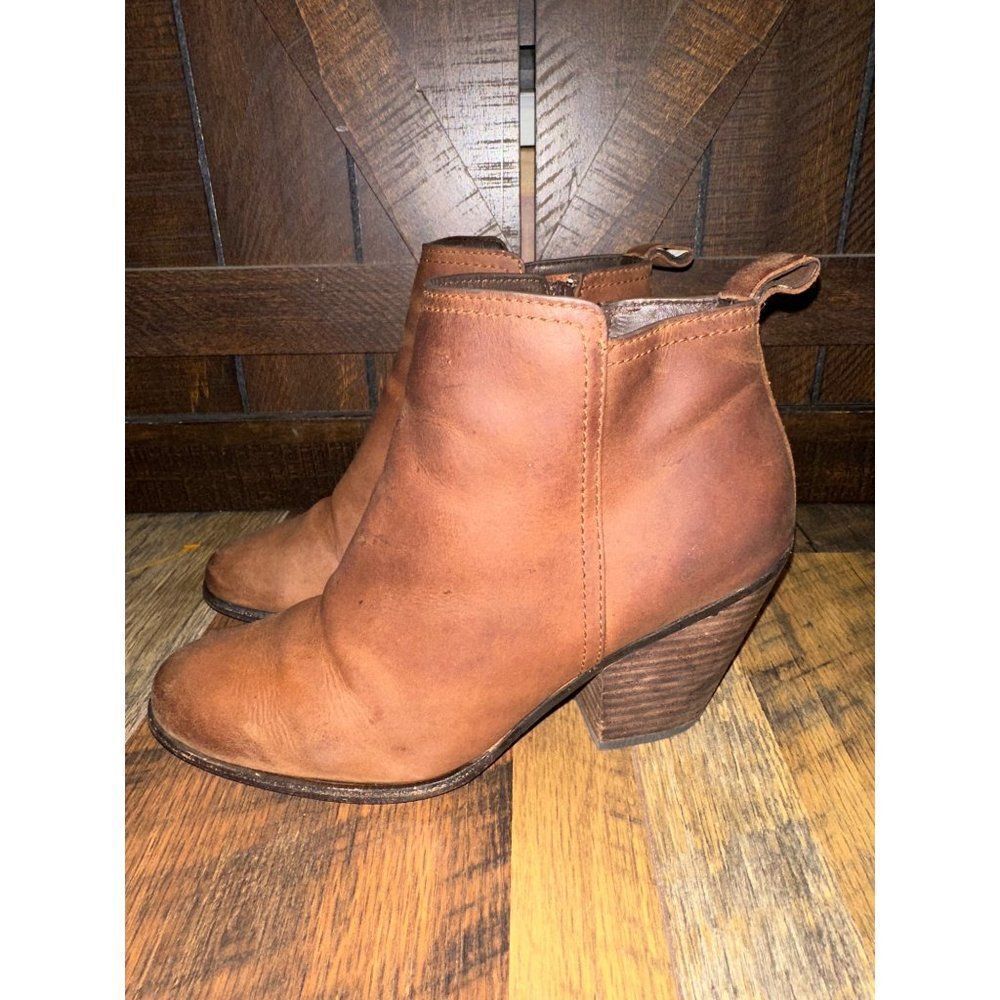 Cole Haan Grand.os D42185 Chesney Brown Shoes Zip Heel Ankle Boots Size 7B - Picture 2 of 9